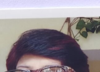 जलते दीपक की रोशनी में उभरती नेतृत्व की नई पहचान – सुश्री लीला मानिक