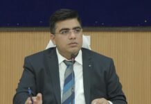 कलेक्टर कुणाल दुदावत ने दिए निर्देश -कोरबा में राजस्व पखवाड़ा होगा अधिक प्रभावी, सभी प्रकरणों के गुणवत्तापूर्ण निराकरण पर जोर