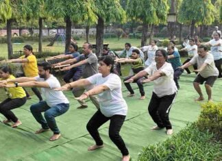 अंतरराष्ट्रीय योग दिवस पर महिला पत्रकार समूह ने किया योग कार्यक्रम का आयोजन