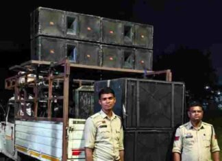 गणेश विसर्जन में तेज डीजे बजाना पड़ा भारी, पिकअप सहित साउंड सिस्टम जब्त